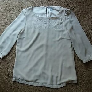 Classy, work-appropriate blouse